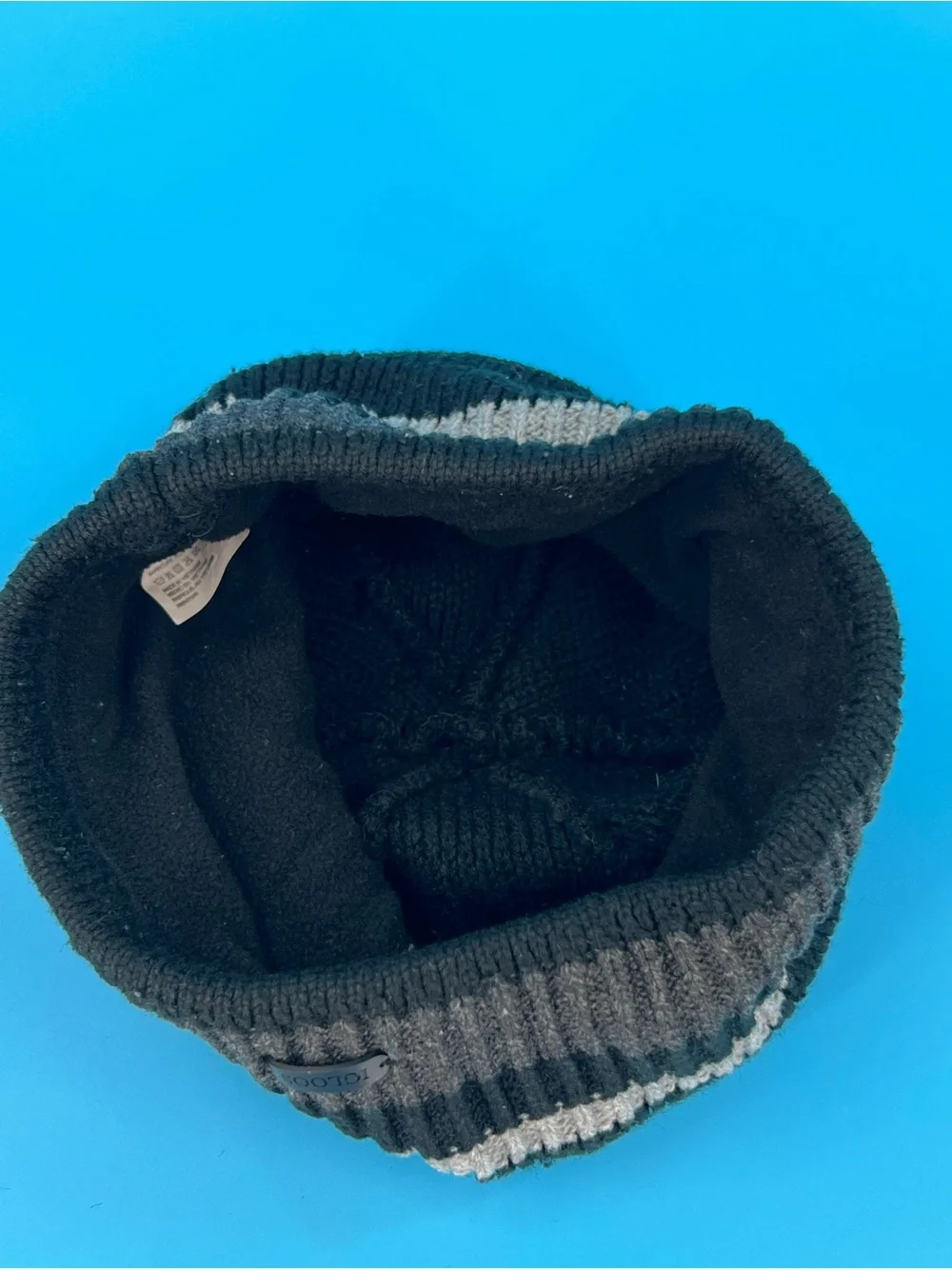 ❄️Igloos Kids Charcoal Ribbed Beanie with Gray Stripe